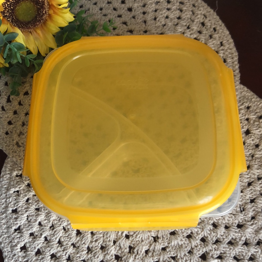 LOCK & LOCK Food Storage Container - Picture 10 of 10